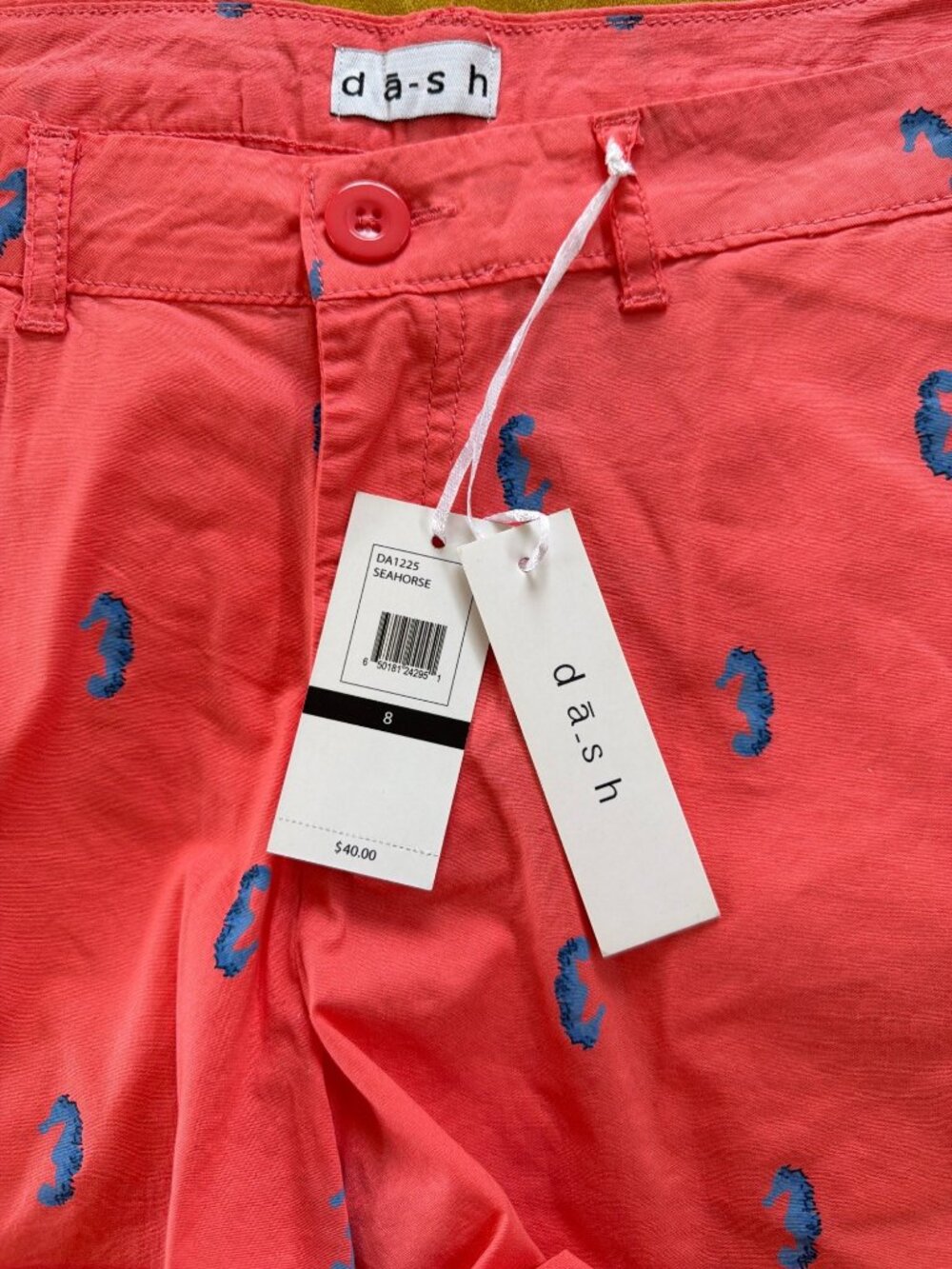 NWT Women's 8 DASH / da-sh Coral Cotton Seahorse Print Chino Shorts 5" Stretch - Picture 5 of 8